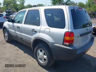 2002 Ford Escape XLT Choice с VIN 1FMYU03122KA31443, выставлен на аукционе IAAI как лот 42410331 с пробегом 187 901 миль миль и . История ставок и продаж доступна на DreamBid. Изображение 3.