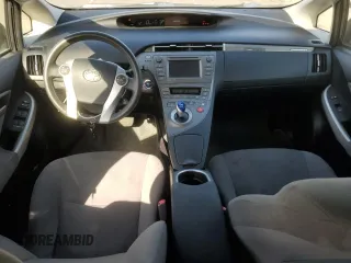 2013 Toyota Prius z VIN JTDKN3DP6D3033253, wystawiony jako Copart lot #53166025 z przebiegiem 169 319 mil mil oraz Nie do naprawy • Non repairable. Historia ofert i sprzedaży dostępna na DreamBid. Obrazek 8.