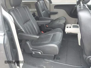 2014 Chrysler Town & Country Touring with VIN 2C4RC1BG6ER348090, listed as a IAAI auction lot 41687678 with 140,192 mi miles. Bid and sale history available at carsss.com. Image 8.