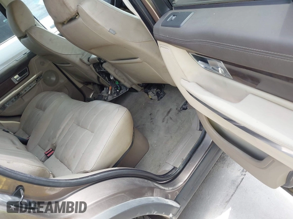 2011 Land Rover Range Rover Sport SC with VIN SALSH2E48BA273301, listed as a IAAI auction lot 42553111 with 65,512 mi miles and . Bid and sale history available at DreamBid. Image 8.