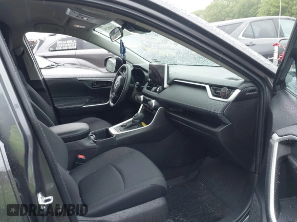 2024 Toyota RAV4 Hybrid LE с VIN 2T3LWRFV0RW201327, выставлен на аукционе IAAI как лот 42308254 с пробегом 8 425 миль миль и . История ставок и продаж доступна на DreamBid. Изображение 5.