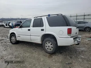 2000 GMC Jimmy Diamond Edition Luxury with VIN 1GKDT13W2Y2117114, listed as a Copart auction lot 85949424 with 0 mi miles and Salvage Title. Bid and sale history available at carsss.com. Image 2.