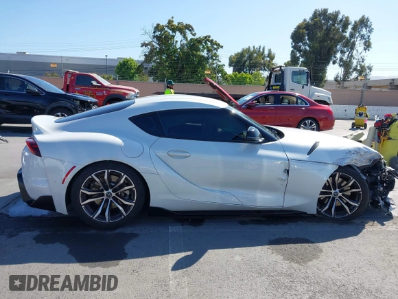 2021 Toyota Supra 2.0 with VIN WZ1DB2C01MW039946, listed as a IAAI auction lot 42519516 with 21,073 mi miles and . Bid and sale history available at DreamBid. Image 13.