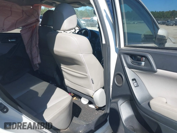2014 Subaru Forester 2.5i Touring with VIN JF2SJAMC6EH413261, listed as a IAAI auction lot 40672035 with 1 mi miles. Bid and sale history available at carsss.com. Image 8.