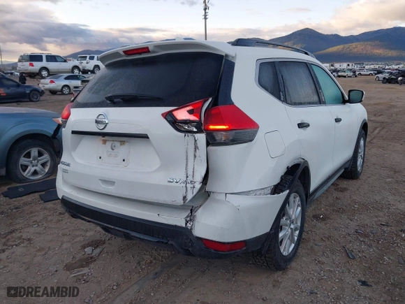 2017 Nissan Rogue SL with VIN 5N1AT2MV5HC758855, listed as a IAAI auction lot 40600596 with 101,071 mi miles. Bid and sale history available at carsss.com. Image 6.