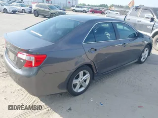 2014 Toyota Camry L with VIN 4T1BF1FK5EU744839, listed as a IAAI auction lot 42101173 with 255,137 mi miles. Bid and sale history available at carsss.com. Image 4.