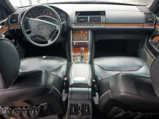 1993 Mercedes-Benz 400 z VIN WDBGA43E9PA102457, wystawiony jako Copart lot #59776735 z przebiegiem 162 376 mil mil oraz Czysty tytuł • Clean title. Historia ofert i sprzedaży dostępna na DreamBid. Obrazek 8.