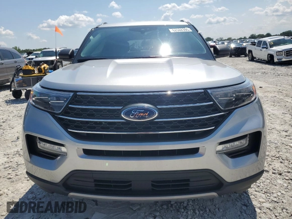 2023 Ford Explorer XLT with VIN 1FMSK7DH6PGA48191, listed as a Copart auction lot 62588395 with 24,383 mi miles and Salvage title. Bid and sale history available at DreamBid. Image 5.