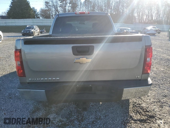 2009 Chevrolet Silverado 1500 LT with VIN 3GCEC23C09G220696, listed as a Copart auction lot 87685625 with 218,931 mi miles and Salvage Title. Bid and sale history available at carsss.com. Image 6.