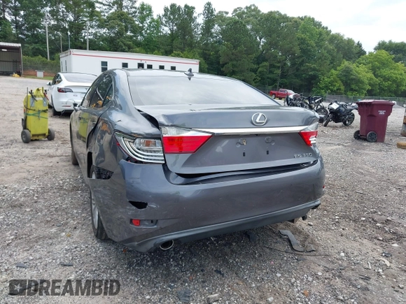 2014 Lexus ES 330 z VIN JTHBK1GG4E2129607, wystawiony jako IAAI lot #42468963 z przebiegiem 115 158 mil mil oraz . Historia ofert i sprzedaży dostępna na DreamBid. Obrazek 6.