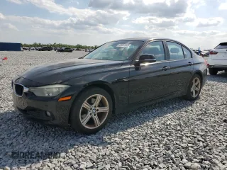 2014 BMW 3 Series 320i with VIN WBA3B1G50ENT00580, listed as a Copart auction lot 53697085 with 128,925 mi miles and Clean Title. Bid and sale history available at carsss.com. Image 1.