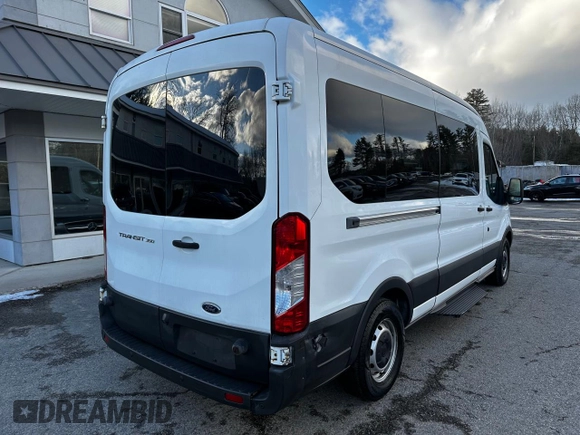 2017 Ford Transit XL z VIN 1FBAX2CM0HKA29299, wystawiony jako Copart lot #45229715 z przebiegiem 198 835 mil mil oraz Czysty tytuł • Clean title. Historia ofert i sprzedaży dostępna na DreamBid. Obrazek 4.