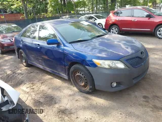 2011 Toyota Camry LE z VIN 4T1BF3EK3BU769876, wystawiony jako IAAI lot #42417736 z przebiegiem 169 815 mil mil oraz . Historia ofert i sprzedaży dostępna na DreamBid. Obrazek 1.