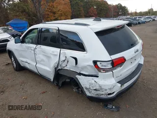 2020 Jeep Grand Cherokee Altitude z VIN 1C4RJFAGXLC433962, wystawiony jako IAAI lot #40721842 z przebiegiem 73 528 mil mil oraz . Historia ofert i sprzedaży dostępna na DreamBid. Obrazek 3.