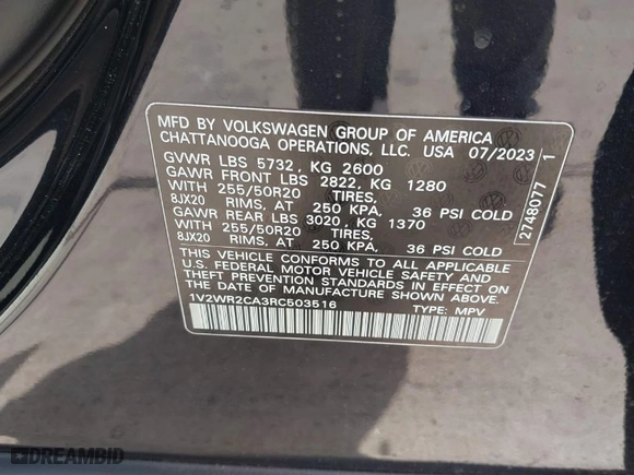 2024 Volkswagen Atlas 2.0T SE w/Technology with VIN 1V2WR2CA3RC503516, listed as a IAAI auction lot 41575190 with 11,402 mi miles. Bid and sale history available at carsss.com. Image 9.