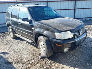 2005 Mercury Mariner Luxury z VIN 4M2YU561X5DJ15381, wystawiony jako IAAI lot #41295590 z przebiegiem 215 077 mil mil oraz . Historia ofert i sprzedaży dostępna na DreamBid. Obrazek 1.