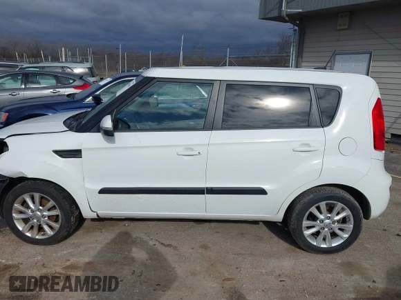 2012 Kia Soul + with VIN KNDJT2A67C7448919, listed as a IAAI auction lot 41945100 with 113,454 mi miles. Bid and sale history available at carsss.com. Image 14.