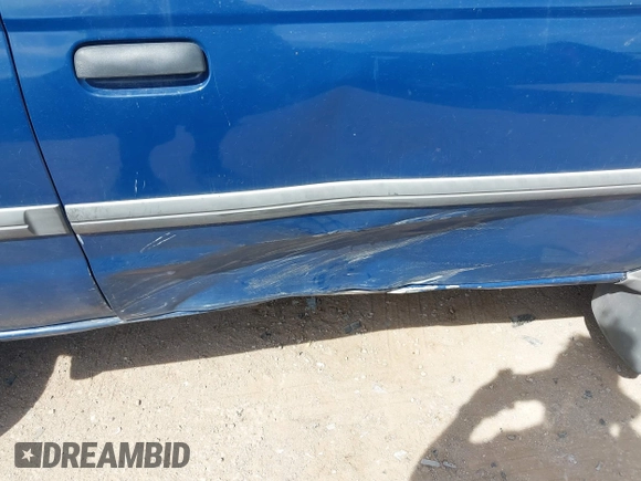 2004 Nissan Xterra XE z VIN 5N1ED28T34C686572, wystawiony jako IAAI lot #41906906 z przebiegiem 196 791 mil mil oraz . Historia ofert i sprzedaży dostępna na DreamBid. Obrazek 6.