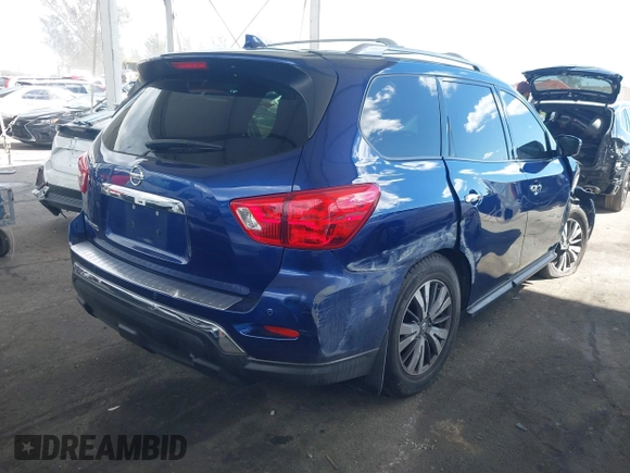 2020 Nissan Pathfinder S with VIN 5N1DR2AN0LC643623, listed as a IAAI auction lot 41798162 with 110,517 mi miles. Bid and sale history available at carsss.com. Image 4.