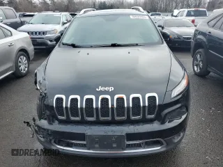 2017 Jeep Cherokee Limited with VIN 1C4PJMDS5HW668612, listed as a Copart auction lot 50695465 with 71,715 mi miles and Salvage Title. Bid and sale history available at DreamBid. Image 5.