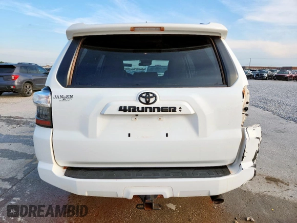 2020 Toyota 4Runner SR5 z VIN JTEBU5JR6L5819461, wystawiony jako Copart lot #58766725 z przebiegiem 101 481 mil mil oraz Szkoda całkowita • Salvage title. Historia ofert i sprzedaży dostępna na DreamBid. Obrazek 6.