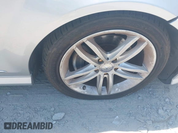 2012 Mercedes-Benz C-Class C 300 Sport with VIN WDDGF8BB2CR205819, listed as a IAAI auction lot 42074242 with 195,359 mi miles. Bid and sale history available at carsss.com. Image 20.