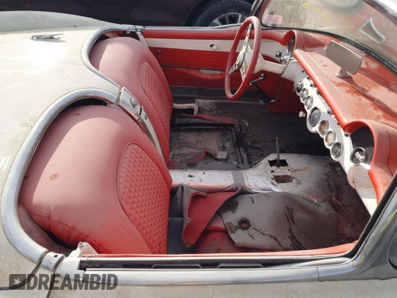 1956 Chevrolet Corvette с VIN E56S001613, выставлен на аукционе Copart как лот 75833614 с пробегом 5 646 миль миль и Списание • Salvage title. История ставок и продаж доступна на DreamBid. Изображение 10.
