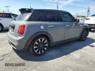 2016 MINI Hardtop 4 Door S z VIN WMWXU3C5XG2B62714, wystawiony jako Copart lot #50371305 z przebiegiem 116 840 mil mil oraz Szkoda całkowita • Salvage title. Historia ofert i sprzedaży dostępna na DreamBid. Obrazek 3.