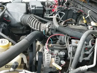 2007 Jeep Wrangler Unlimited Sahara z VIN 1J8GA59187L104774, wystawiony jako IAAI lot #42485359 z przebiegiem 192 254 mil mil oraz . Historia ofert i sprzedaży dostępna na DreamBid. Obrazek 20.