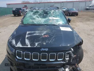 2022 Jeep Compass Latitude with VIN 3C4NJCBB6NT229649, listed as a IAAI auction lot 42110664 with 19,866 mi miles and . Bid and sale history available at DreamBid. Image 6.