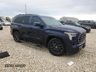 2024 Toyota Sequoia SR5 with VIN 7SVAAAAA7RX003132, listed as a Copart auction lot 44056145 with 20,510 mi miles and Salvage Title. Bid and sale history available at carsss.com. Image 4.