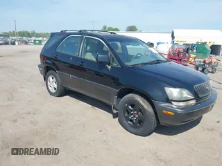 2000 Lexus RX 300 with VIN JT6HF10U9Y0102166, listed as a IAAI auction lot 42145663 with 137,514 mi miles. Bid and sale history available at carsss.com. Image 1.