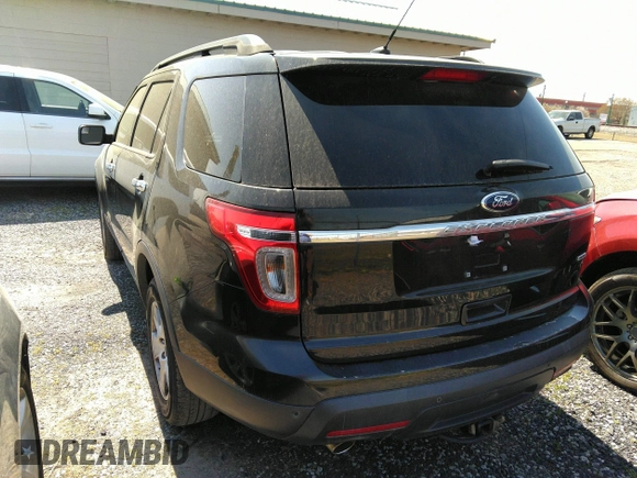 2013 Ford Explorer with VIN 1FM5K8B8XDGA99954, listed as a IAAI auction lot 41911136 with 170,270 mi miles and . Bid and sale history available at carsss.com. Image 3.