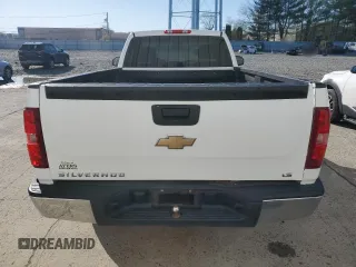 2009 Chevrolet Silverado 1500 Work Truck with VIN 1GCEC14X99Z223429, listed as a Copart auction lot 53147735 with 133,961 mi miles and Clean Title. Bid and sale history available at DreamBid. Image 6.