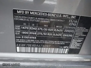 2011 Mercedes-Benz GL-Class GL 450 with VIN 4JGBF7BE8BA676097, listed as a IAAI auction lot 41881075 with 27,137 mi miles. Bid and sale history available at carsss.com. Image 9.