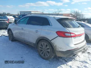 2016 Lincoln MKX Reserve with VIN 2LMTJ8LP3GBL38650, listed as a IAAI auction lot 41338134 with 128,078 mi miles. Bid and sale history available at carsss.com. Image 3.