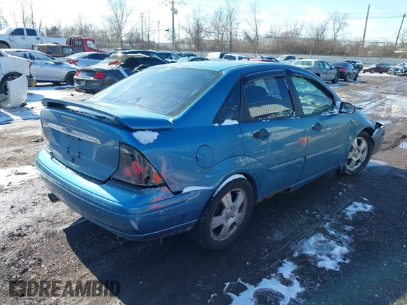 2001 Ford Focus SE with VIN 1FAFP34P21W285724, listed as a IAAI auction lot 41622145 with 251,726 mi miles and . Bid and sale history available at carsss.com. Image 4.