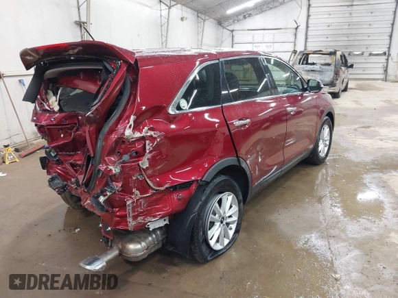 2020 Kia Sorento LX with VIN 5XYPGDA34LG680929, listed as a IAAI auction lot 42016179 with 34,733 mi miles and . Bid and sale history available at carsss.com. Image 4.