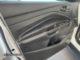 2019 Ford Escape S с VIN 1FMCU0F76KUC33507, выставлен на аукционе IAAI как лот 42197464 с пробегом 77 346 миль миль и . История ставок и продаж доступна на DreamBid. Изображение 1.