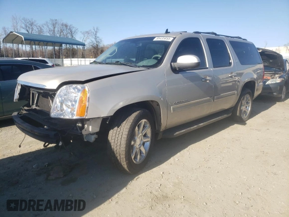 2009 GMC Yukon XL SLT w/4SB with VIN 1GKFC36J69R249726, listed as a Copart auction lot 88435855 with 319,979 mi miles and Salvage Title. Bid and sale history available at carsss.com. Image 1.