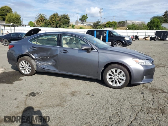 2013 Lexus ES 300h with VIN JTHBW1GG6D2018284, listed as a Copart auction lot 54548245 with 82,602 mi miles and Salvage Title. Bid and sale history available at DreamBid. Image 4.