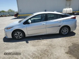 2017 Toyota Prius Plus z VIN JTDKARFP3H3017836, wystawiony jako Copart lot #57613355 z przebiegiem 64 958 mil mil oraz Szkoda całkowita • Salvage title. Historia ofert i sprzedaży dostępna na DreamBid. Obrazek 1.
