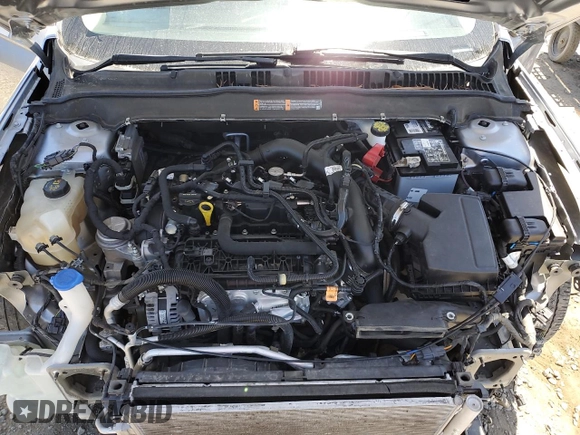 2020 Ford Fusion SE z VIN 3FA6P0HDXLR235383, wystawiony jako Copart lot #56752235 z przebiegiem 92 919 mil mil oraz Szkoda całkowita • Salvage title. Historia ofert i sprzedaży dostępna na DreamBid. Obrazek 11.