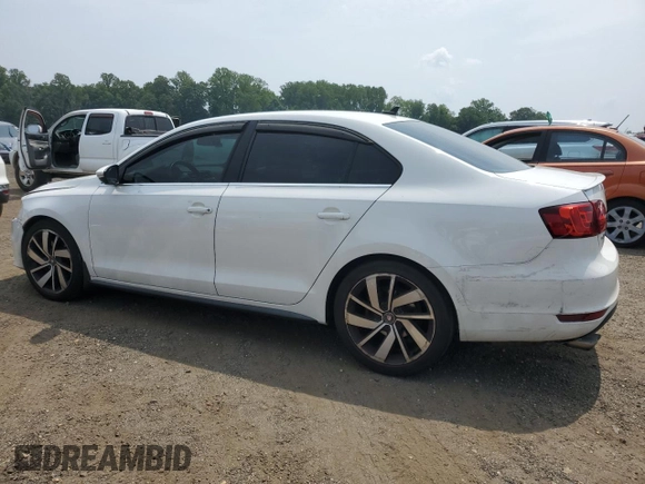 2013 Volkswagen Jetta GLI Autobahn с VIN 3VW4A7AJ2DM395295, выставлен на аукционе Copart как лот 60647345 с пробегом 198 802 миль миль и Списание • Salvage title. История ставок и продаж доступна на DreamBid. Изображение 2.