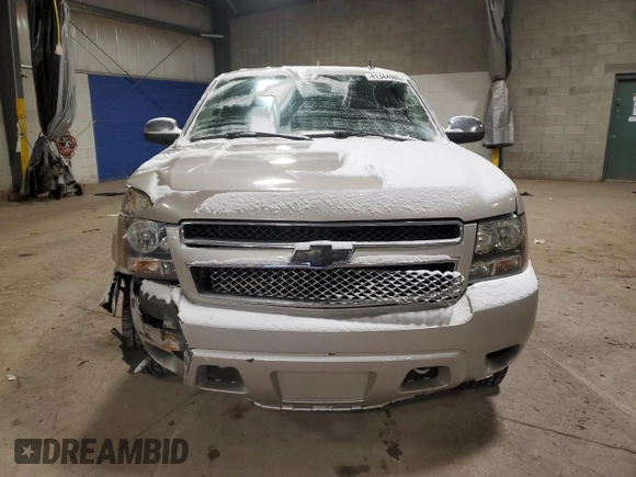 2008 Chevrolet Suburban LT w/3LT with VIN 3GNFK16378G134191, listed as a Copart auction lot 41344985 with 186,474 mi miles and Salvage Title. Bid and sale history available at carsss.com. Image 5.