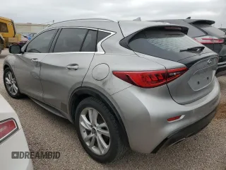 2017 Infiniti QX30 Premium with VIN SJKCH5CP1HA018988, listed as a Copart auction lot 82046314 with 86,506 mi miles and Clean Title. Bid and sale history available at DreamBid. Image 2.