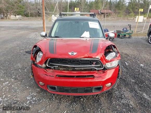 2015 MINI Cooper Countryman S with VIN WMWZC3C50FWT05122, listed as a IAAI auction lot 41572503 with 120,885 mi miles. Bid and sale history available at carsss.com. Image 12.