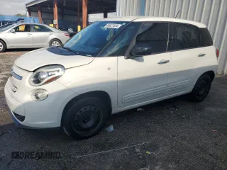 2014 FIAT 500L Pop with VIN ZFBCFAAHXEZ028710, listed as a Copart auction lot 86621594 with 87,761 mi miles and Salvage Title. Bid and sale history available at DreamBid. Image 2.