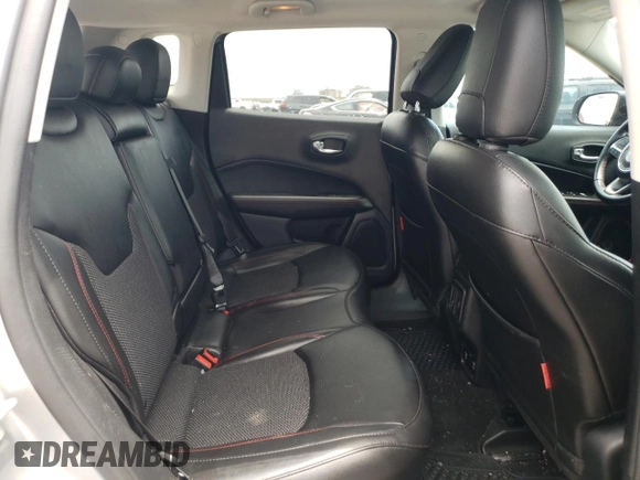2020 Jeep Compass Trailhawk z VIN 3C4NJDDB7LT171728, wystawiony jako Copart lot #60919295 z przebiegiem 81 826 mil mil oraz Szkoda całkowita • Salvage title. Historia ofert i sprzedaży dostępna na DreamBid. Obrazek 11.