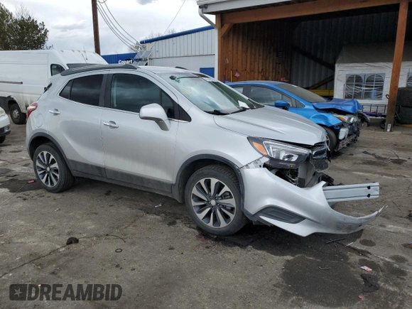 2021 Buick Encore Preferred with VIN KL4CJESMXMB363157, listed as a Copart auction lot 47416945 with 26,527 mi miles and Salvage Title. Bid and sale history available at carsss.com. Image 4.